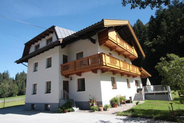 Gaestehaus Hauser Hainzenberg Exterior foto